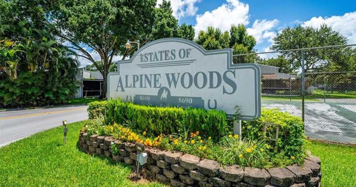 Estates of Alpine Woods
